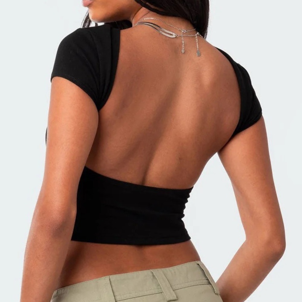 Edikted Bambi Open Back Shirt